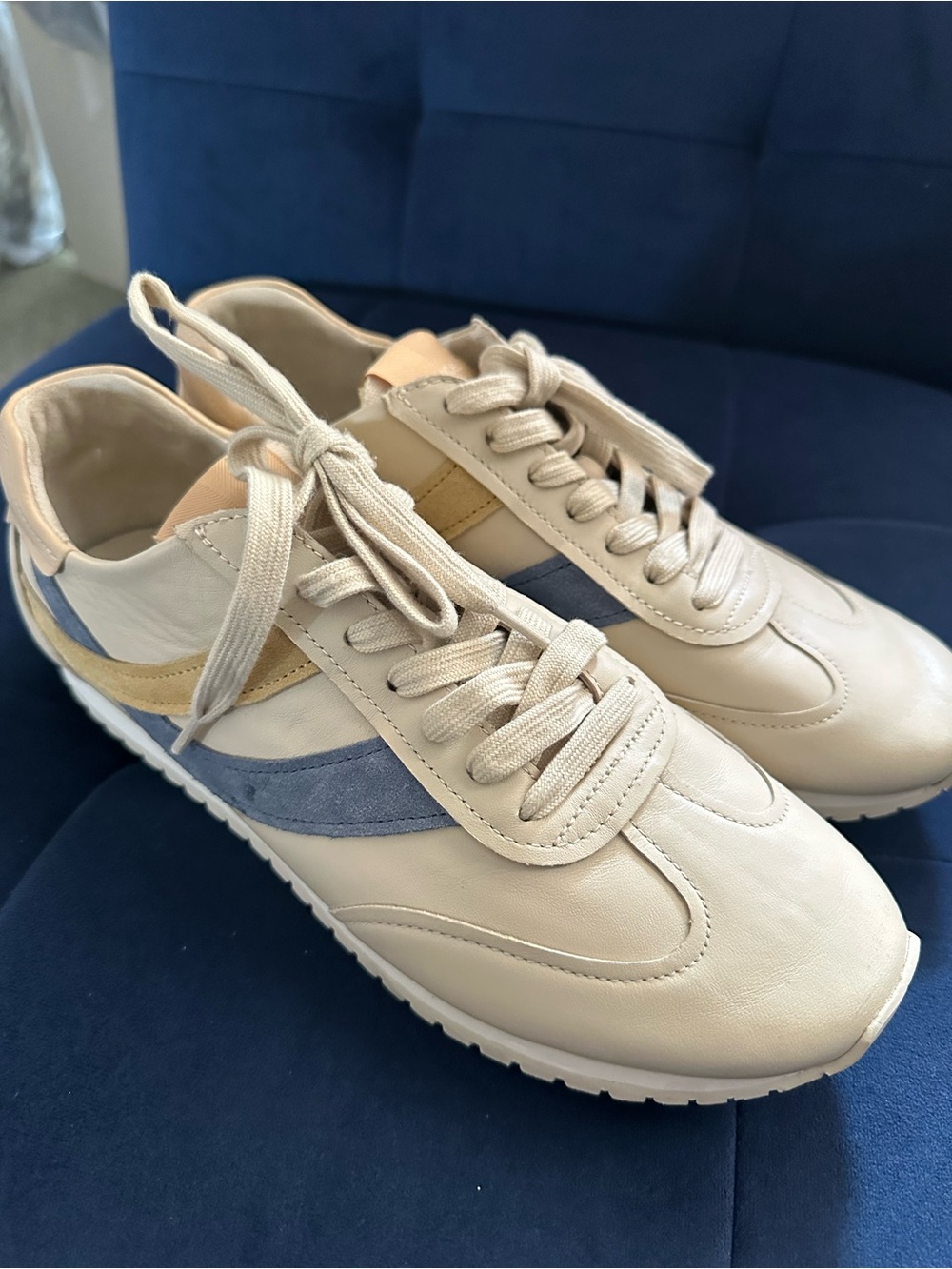 Vince Oasis Retro Leather Sneakers Sz 9M/EUR 40 Preowned
